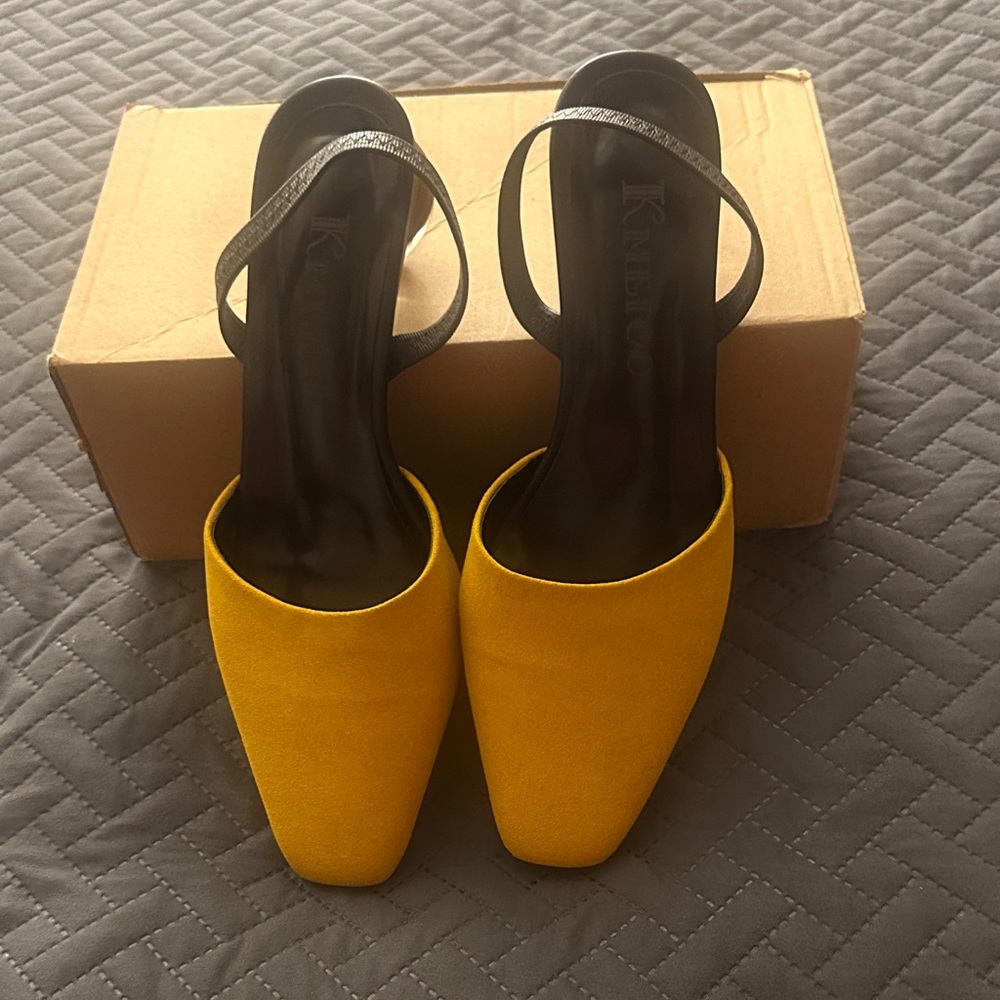 Kme 200 Yellow Pointed Square-Toe Slingback Mules